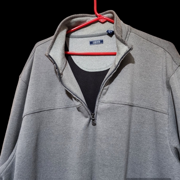 Izod men's gray half zip fleece lined sweatshirt - Picture 2 of 6